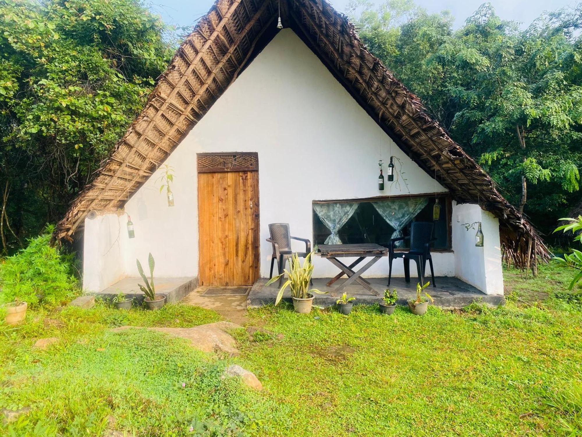 The Forest Edge Resort Dambulla Buitenkant foto